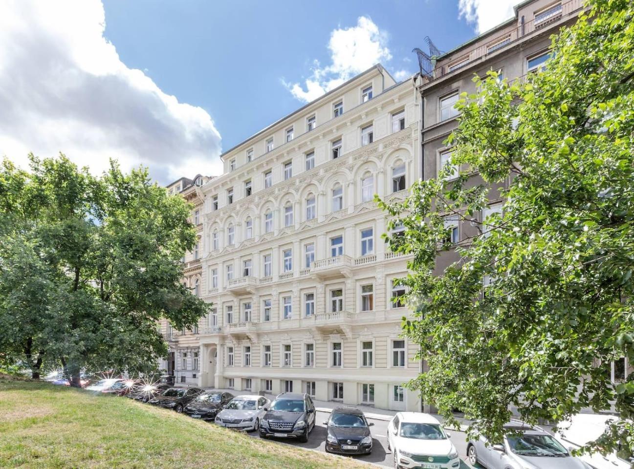 Apartment Quiet Cozy In The Center Prague